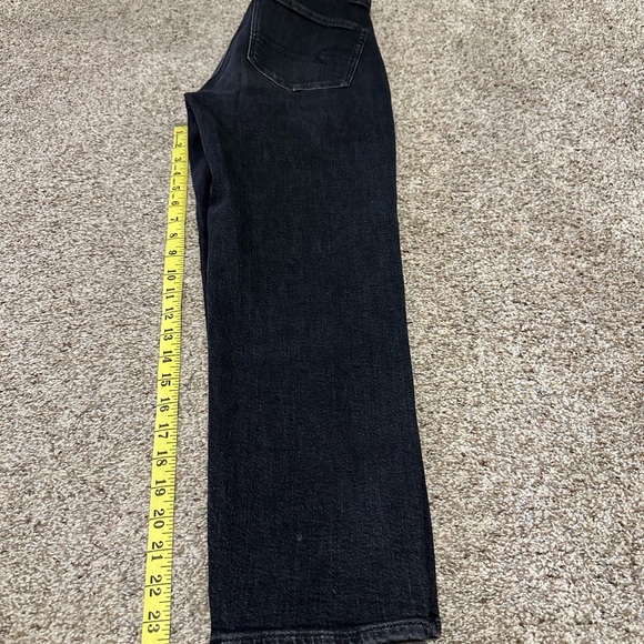 AE Strigid Mom Jean - Picture 4 of 8